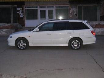 2000 Mazda Capella Photos