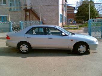 2000 Mazda Capella Pictures