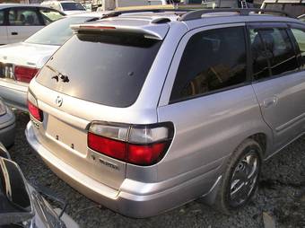2000 Mazda Capella Pictures