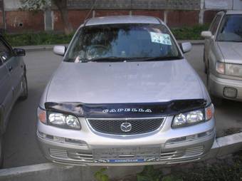 2000 Mazda Capella Photos