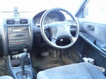 2000 Mazda Capella Pics