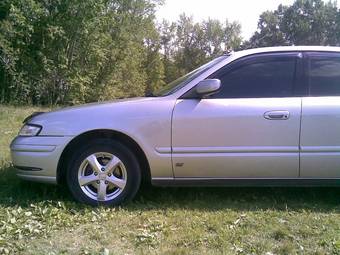 2000 Mazda Capella Photos