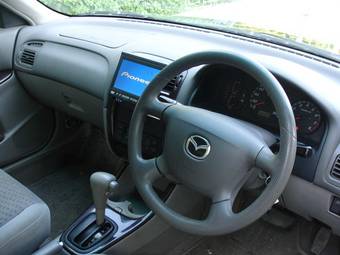 2000 Mazda Capella Photos