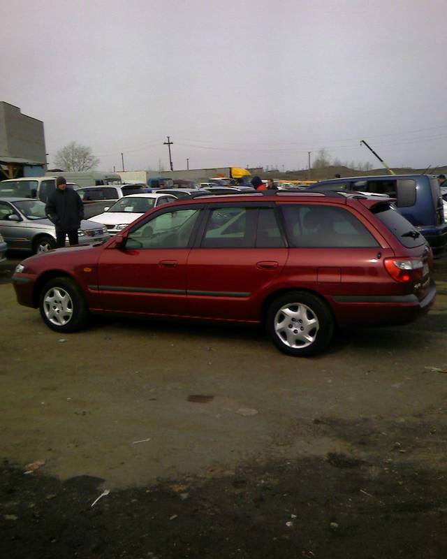 2001 Mazda Capella