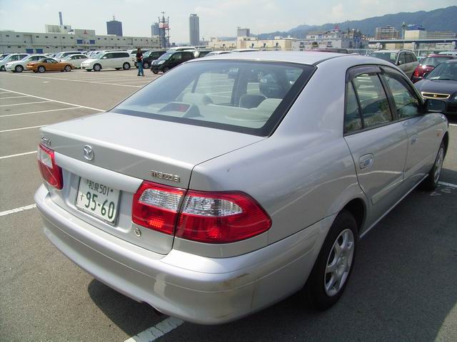 2001 Mazda Capella Pictures