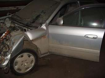 2001 Mazda Capella Pictures