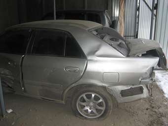 2001 Mazda Capella Photos