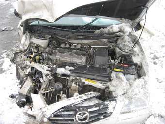 2001 Mazda Capella Photos