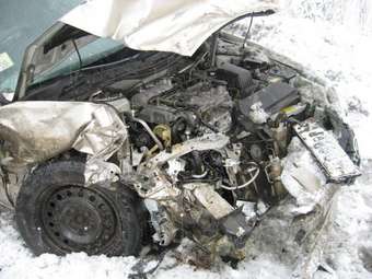 2001 Mazda Capella Pictures