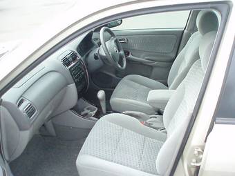 2001 Mazda Capella Pics
