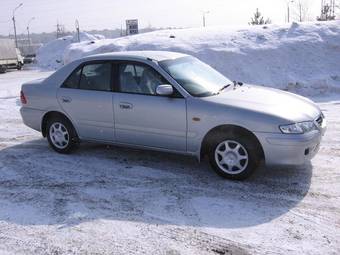 2001 Mazda Capella Pictures
