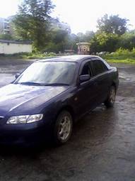 2001 Mazda Capella Photos