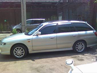 2001 Mazda Capella Photos