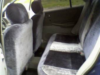 2001 Mazda Capella Photos