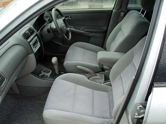 2002 Mazda Capella Pics