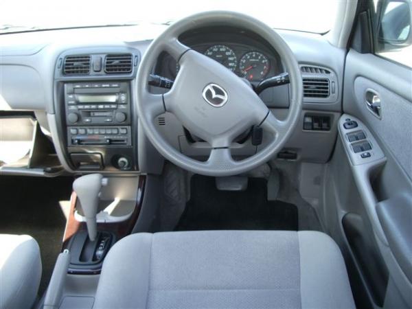 2002 Mazda Capella Photos