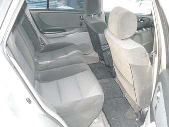 2002 Mazda Capella Pics