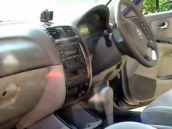 2002 Mazda Capella Images