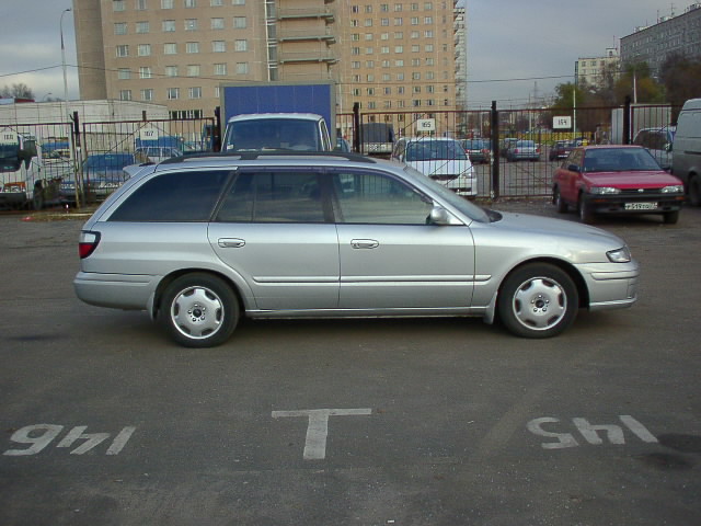 1998 Mazda Capella Wagon Pictures