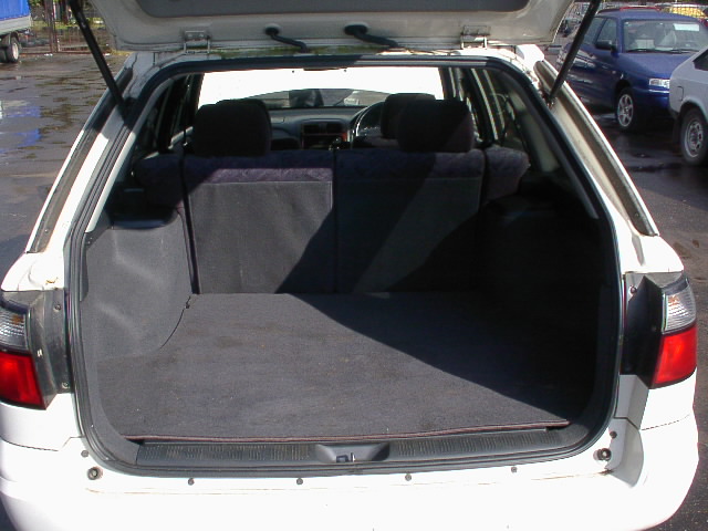 1998 Mazda Capella Wagon Wallpapers