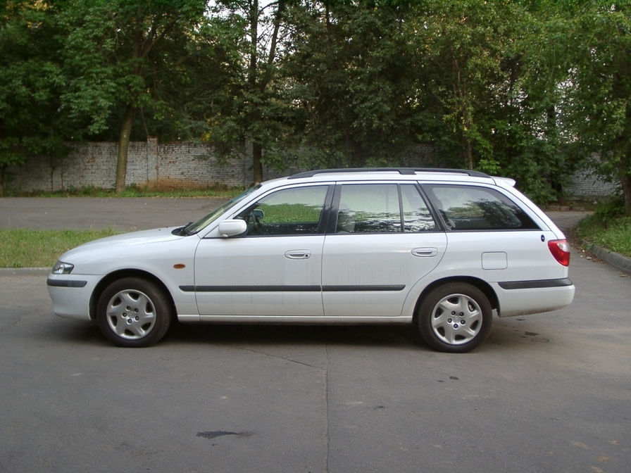 1999 Mazda Capella Wagon Photos