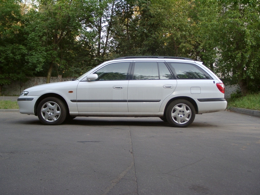 1999 Mazda Capella Wagon Pictures