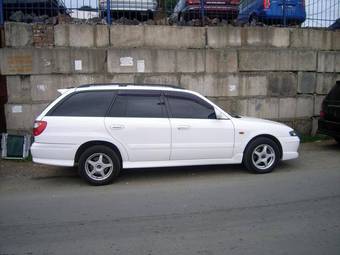 2001 Mazda Capella Wagon Photos