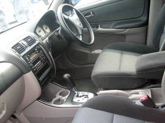 2002 Mazda Capella Wagon Photos