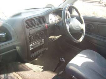 2001 Mazda Carol Photos