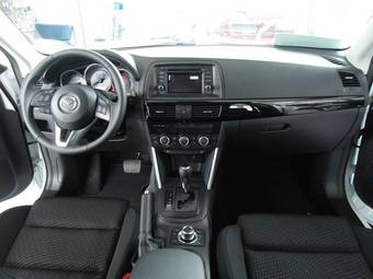 2012 Mazda CX-5 Pictures