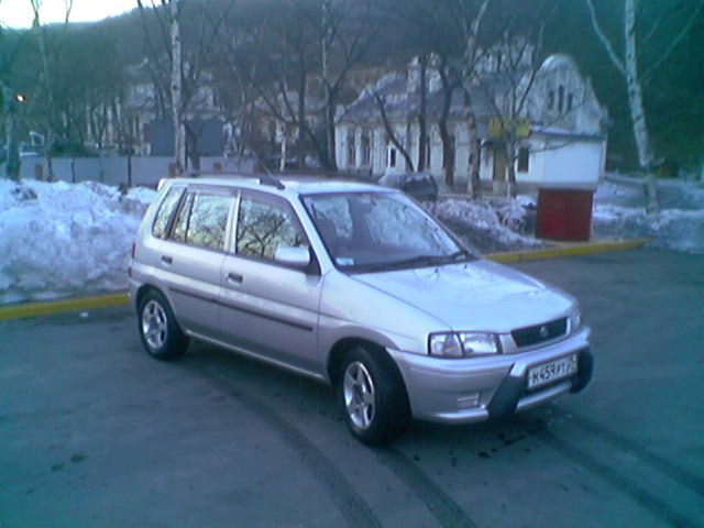 1997 Mazda Demio