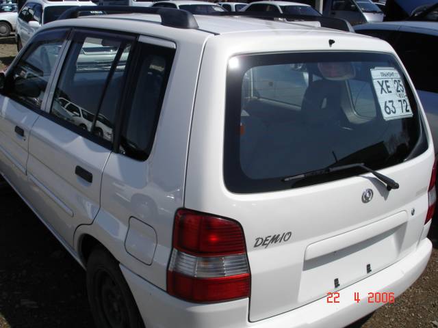 1997 Mazda Demio