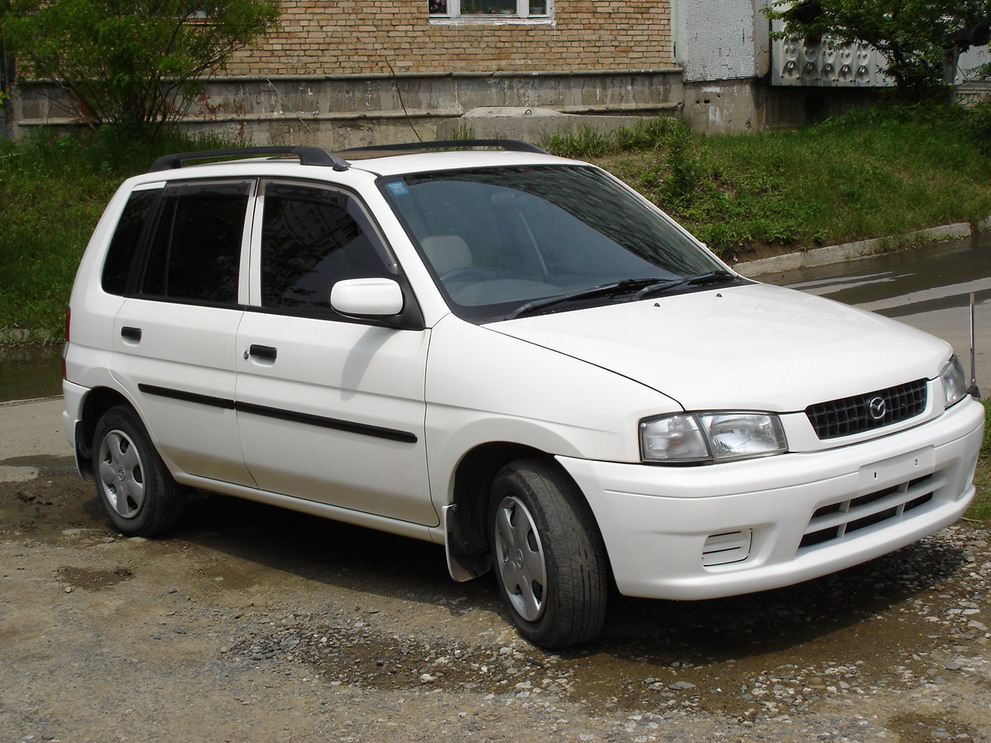 1998 Mazda Demio