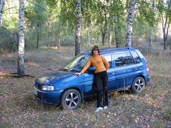 1998 Mazda Demio