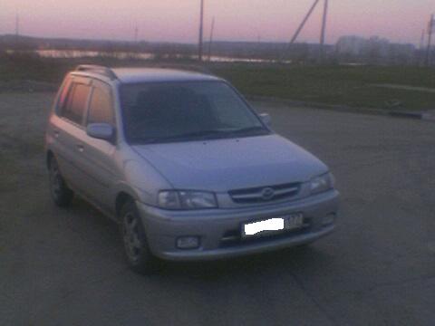 1998 Mazda Demio