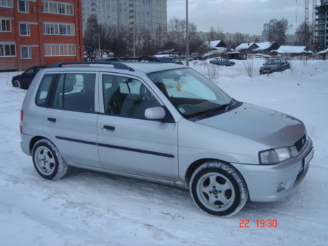 1998 Mazda Demio