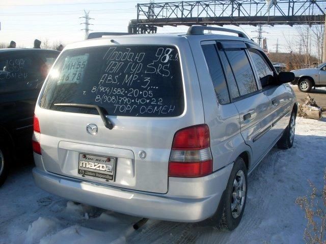 1998 Mazda Demio