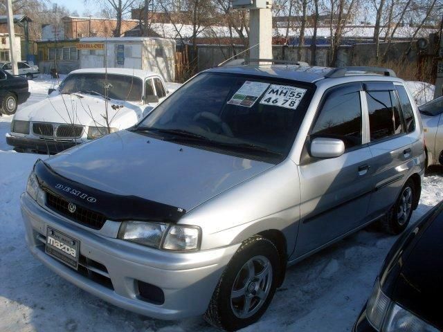 1998 Mazda Demio