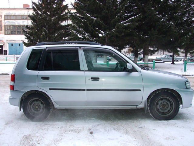 1998 Mazda Demio