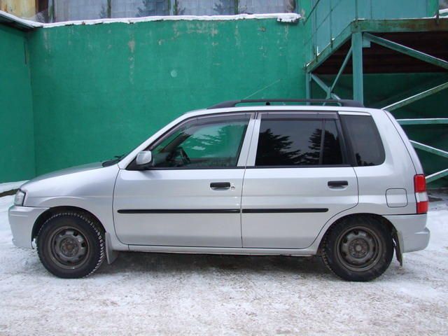 1998 Mazda Demio