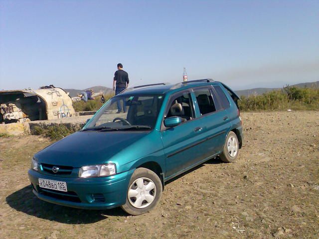 1998 Mazda Demio