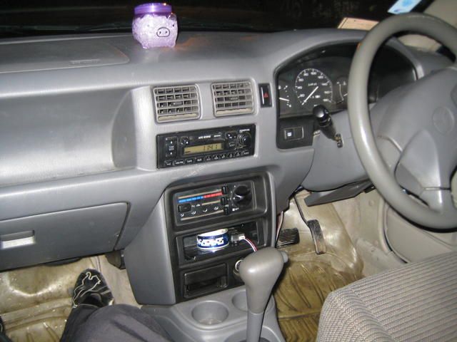 1998 Mazda Demio