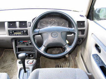 1998 Mazda Demio Pictures