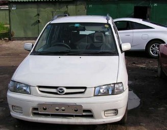 1998 Mazda Demio Images