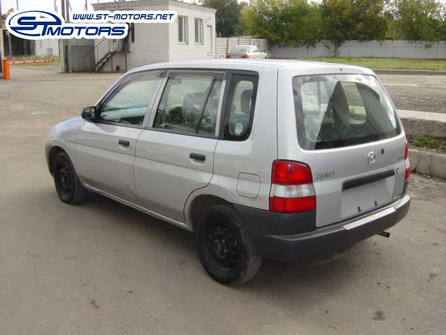 1998 Mazda Demio Pictures
