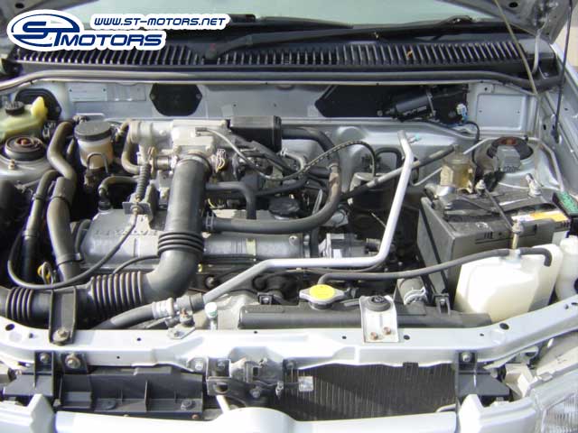 1998 Mazda Demio Photos