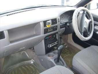 1998 Mazda Demio Pictures