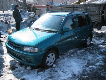 1999 Mazda Demio