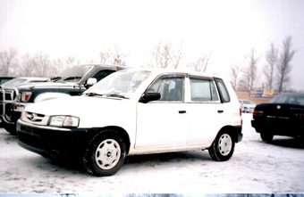 1999 Mazda Demio