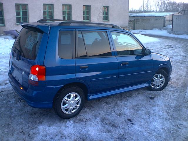1999 Mazda Demio